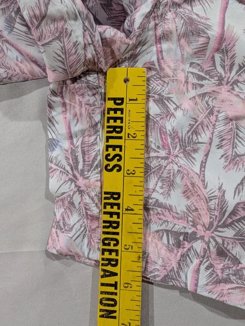 Spicy Tuna Shorts Mens XL Pink Tropical Palm Swim Trunks Mesh Lined Drawstring